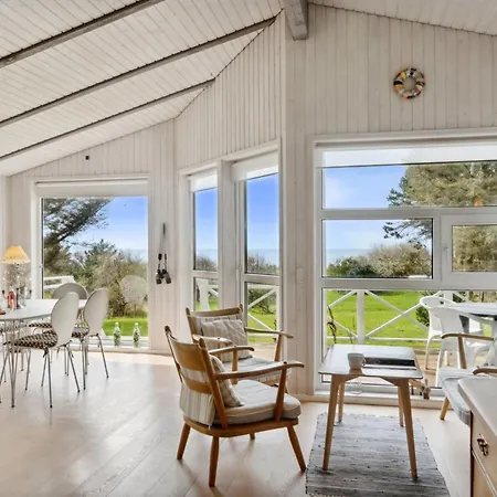 Vakantiehuis Marius - 30m From The Sea By Interhome *