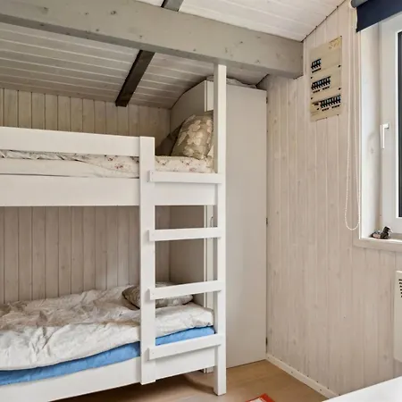 Marius - 30m From The Sea By Interhome
