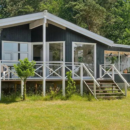 Marius - 30m From The Sea By Interhome